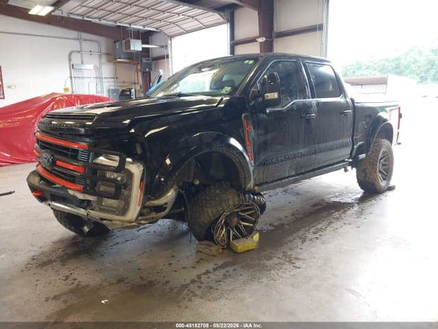 2023 FORD F-250 LARIAT 2
