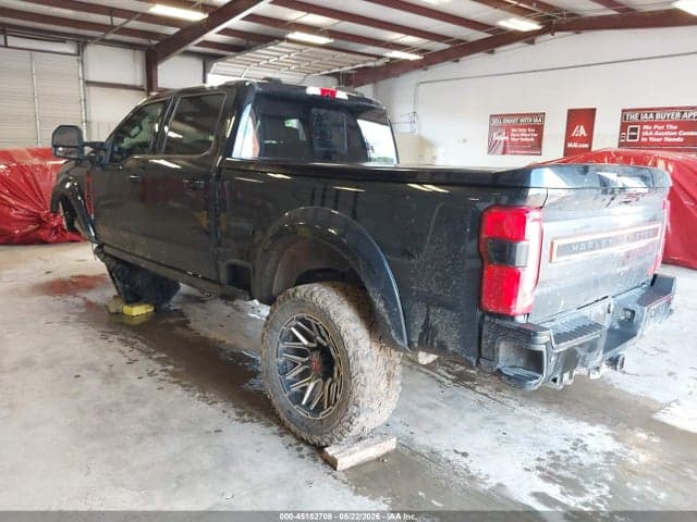 2023 FORD F-250 LARIAT 3