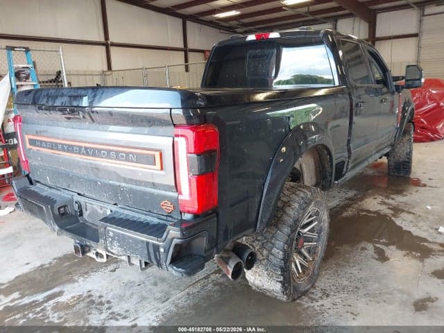 2023 FORD F-250 LARIAT 4