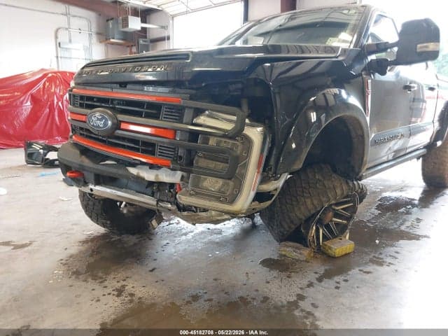 2023 FORD F-250 LARIAT 6
