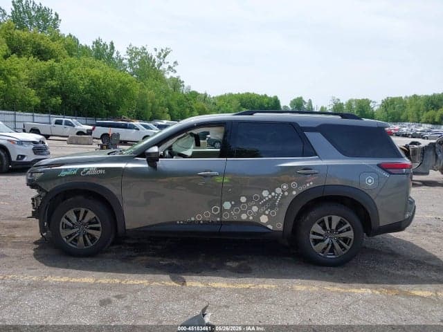 2022 NISSAN PATHFINDER SV 4WD 13