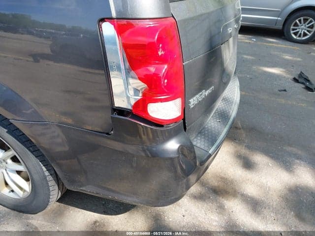 2018 DODGE GRAND CARAVAN SXT 6