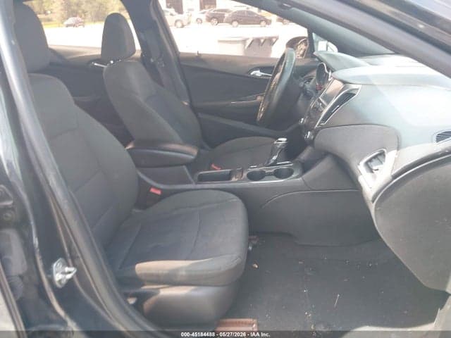2017 CHEVROLET CRUZE LT AUTO 5