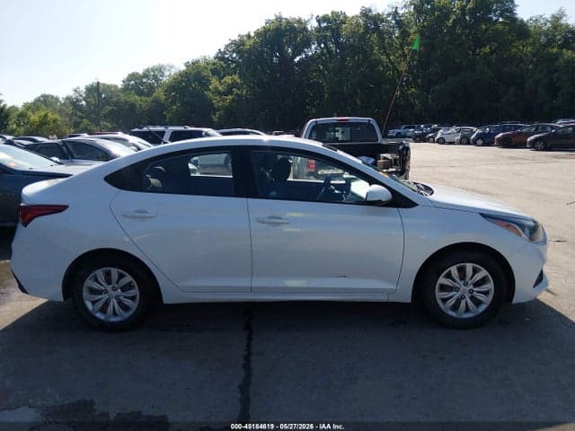 2020 HYUNDAI ACCENT SE 13
