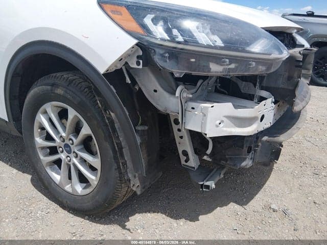 2022 FORD ESCAPE SE 18
