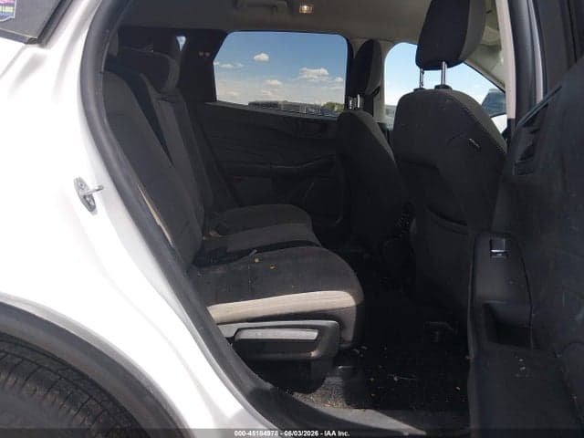 2022 FORD ESCAPE SE 8