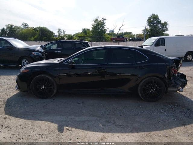 2022 TOYOTA CAMRY XSE 14