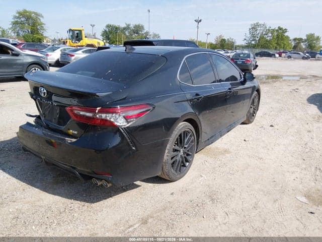 2022 TOYOTA CAMRY XSE 4
