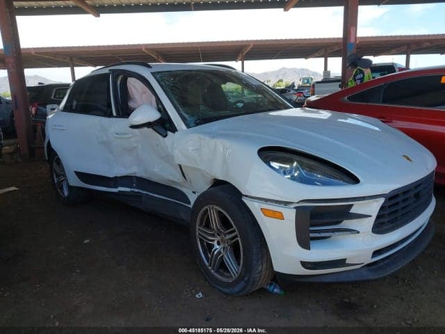 2021 PORSCHE MACAN 1