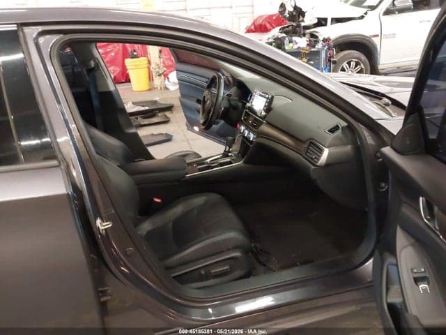 2018 HONDA ACCORD TOURING 5