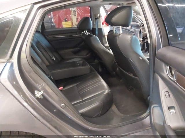 2018 HONDA ACCORD TOURING 8