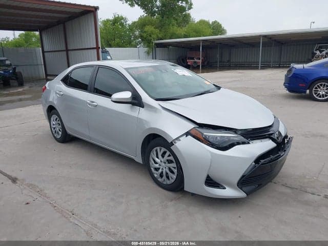 2017 TOYOTA COROLLA LE 1