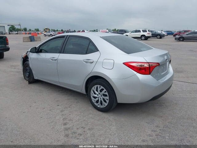 2017 TOYOTA COROLLA LE 3