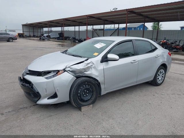 2017 TOYOTA COROLLA LE 6