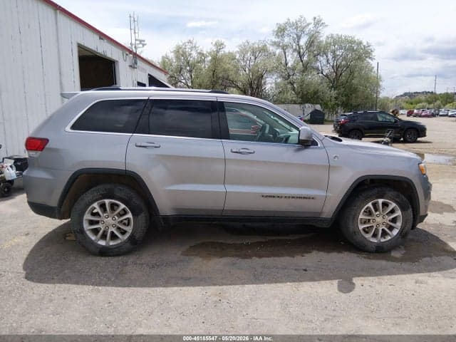 2021 JEEP GRAND CHEROKEE LAREDO E 4X4 17