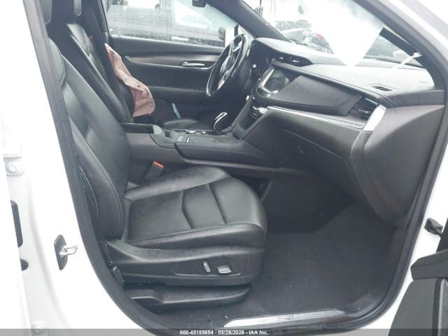 2022 CADILLAC XT5 FWD LUXURY 5