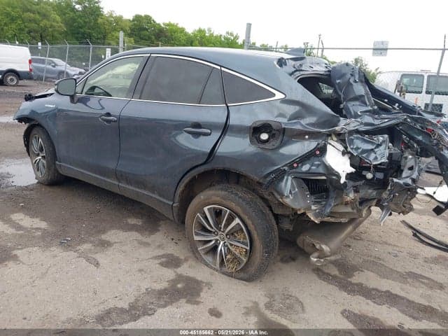 2021 TOYOTA VENZA LE 3