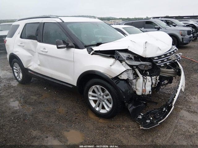 2017 FORD EXPLORER XLT 1