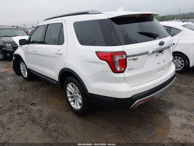 2017 FORD EXPLORER XLT 3