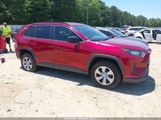2020 TOYOTA RAV4 LE 1