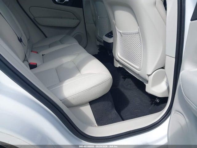 2020 VOLVO XC60 T5 INSCRIPTION 8