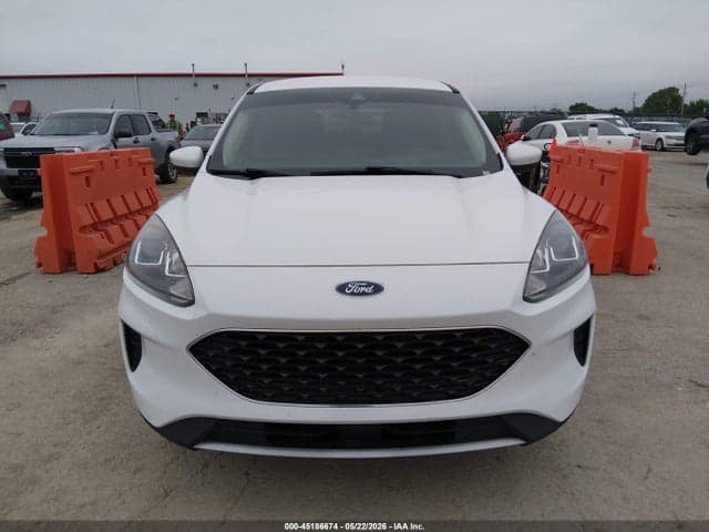 2020 FORD ESCAPE SE 12