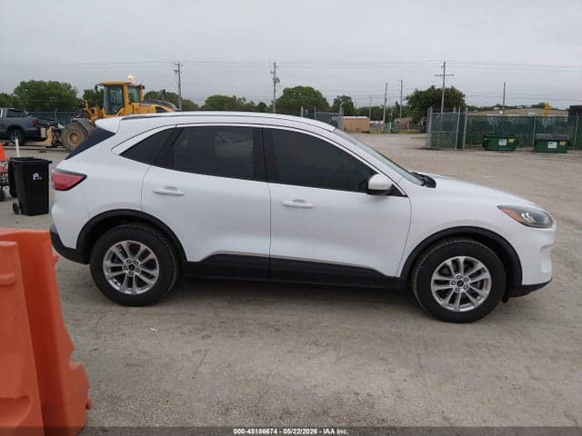 2020 FORD ESCAPE SE 13