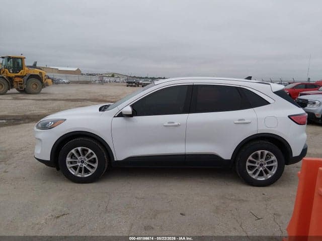 2020 FORD ESCAPE SE 14
