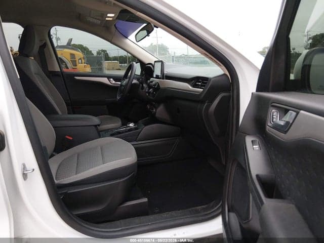2020 FORD ESCAPE SE 5