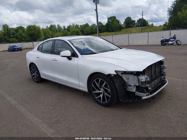 2020 VOLVO S60 MOMENTUM - 1