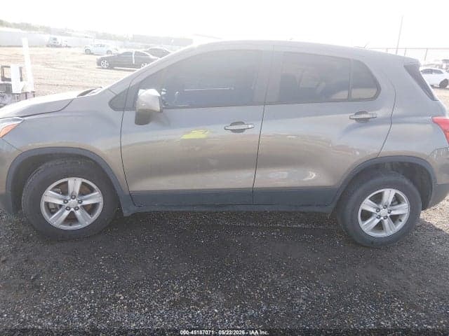2022 CHEVROLET TRAX AWD LS 15