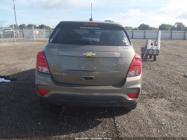 2022 CHEVROLET TRAX AWD LS 17