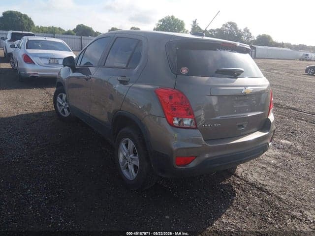 2022 CHEVROLET TRAX AWD LS 3