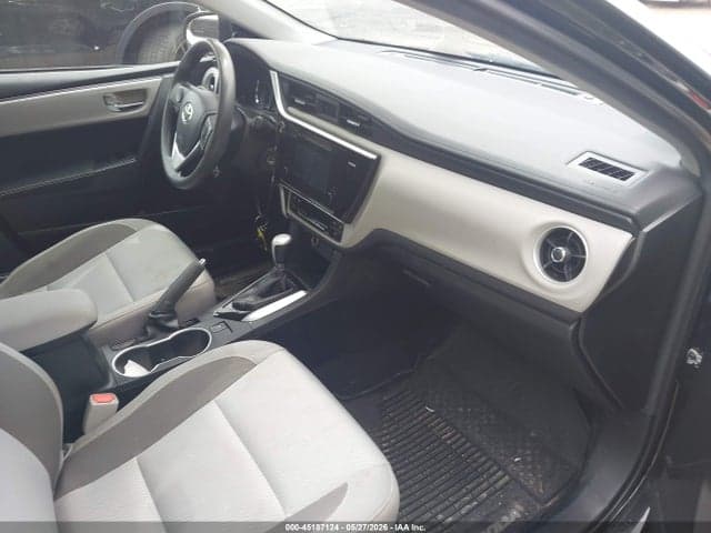 2017 TOYOTA COROLLA LE 5