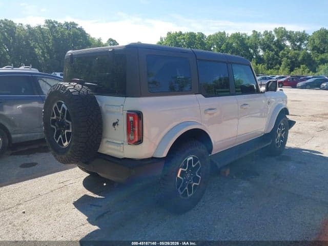 2025 FORD BRONCO OUTER BANKS 4
