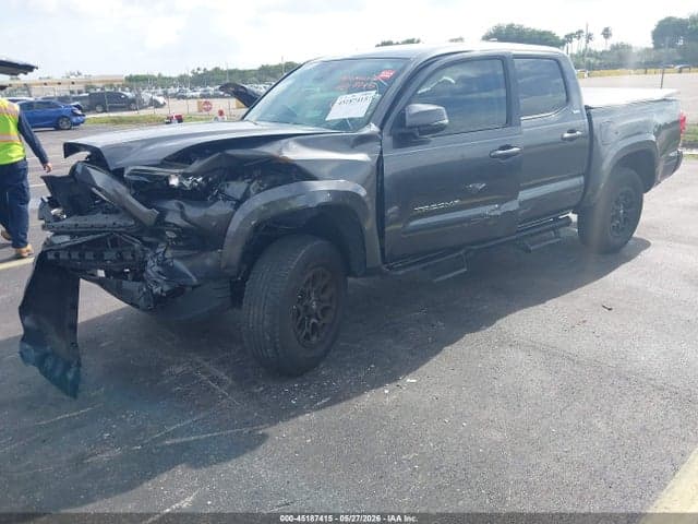 2022 TOYOTA TACOMA SR5 V6 2
