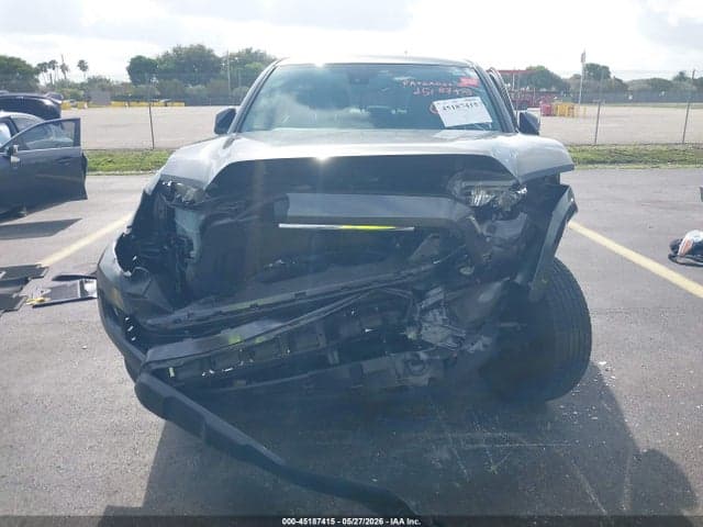 2022 TOYOTA TACOMA SR5 V6 13