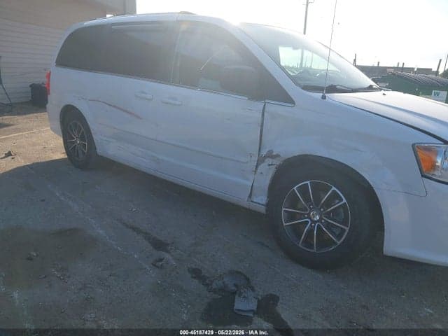 2017 DODGE GRAND CARAVAN SXT 6