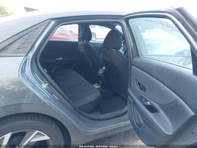 2025 HYUNDAI ELANTRA HYBRID SEL SPORT 9