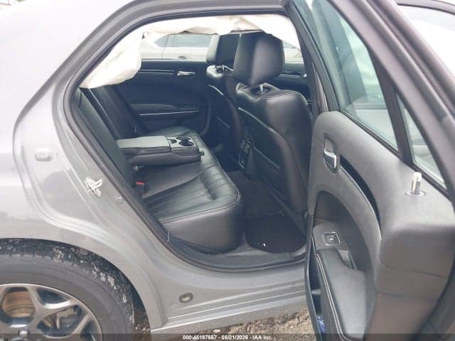 2018 CHRYSLER 300 300S AWD 8