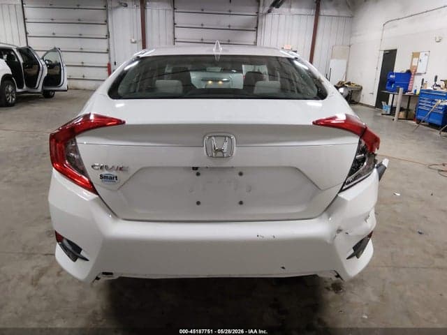 2018 HONDA CIVIC EX 17