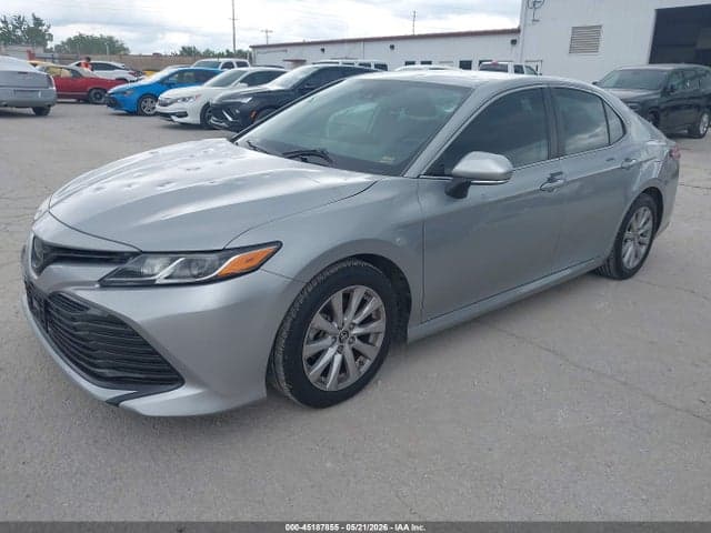 2019 TOYOTA CAMRY LE 2
