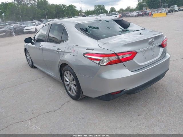 2019 TOYOTA CAMRY LE 3