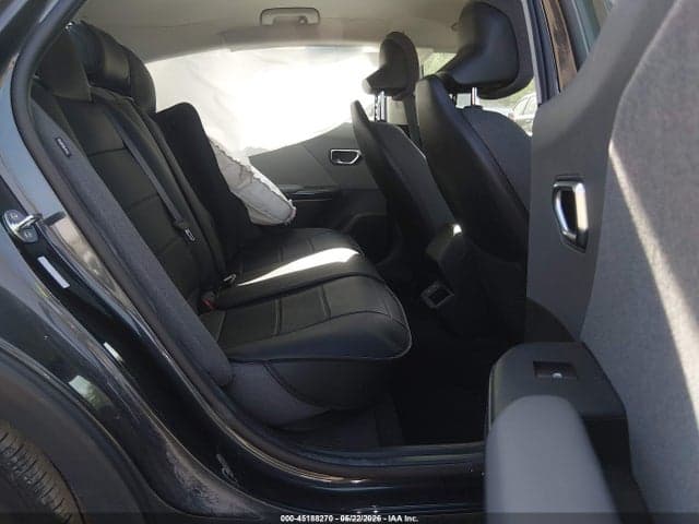 2025 KIA K4 EX 8