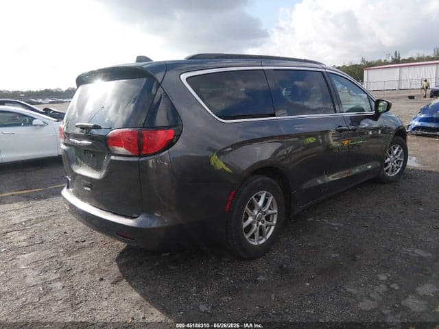 2020 CHRYSLER VOYAGER LXI 5