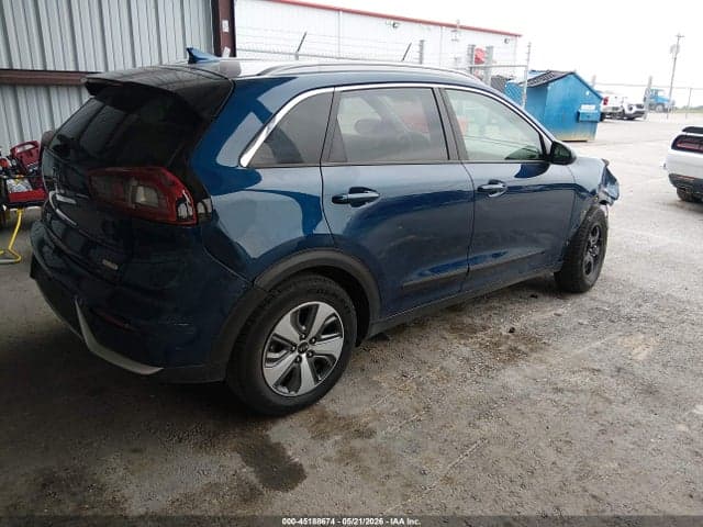 2019 KIA NIRO LX 4
