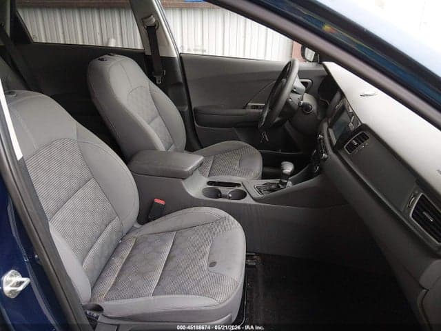 2019 KIA NIRO LX 5