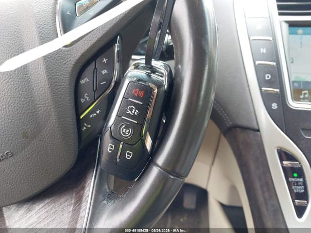 2017 LINCOLN MKX RESERVE 11