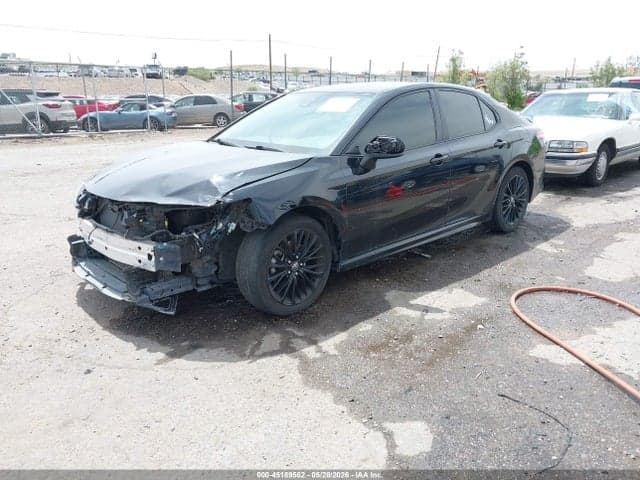 2020 TOYOTA CAMRY SE NIGHTSHADE EDITION 2