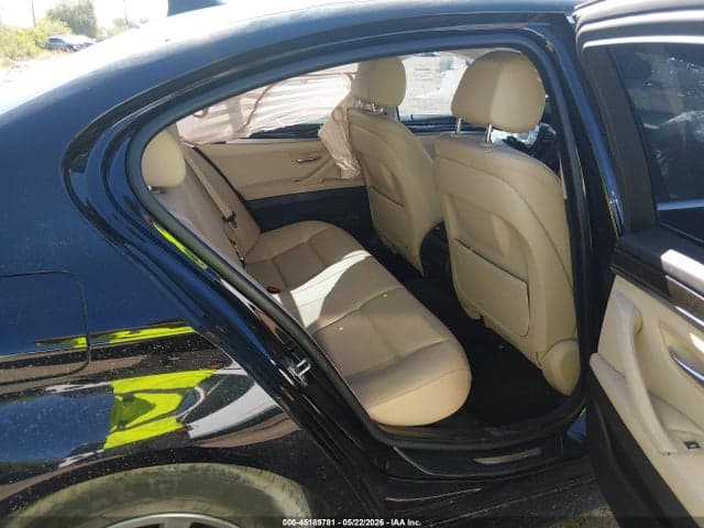 2016 BMW 528I 8